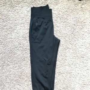 NWOT Athleta Venice Joggers size small